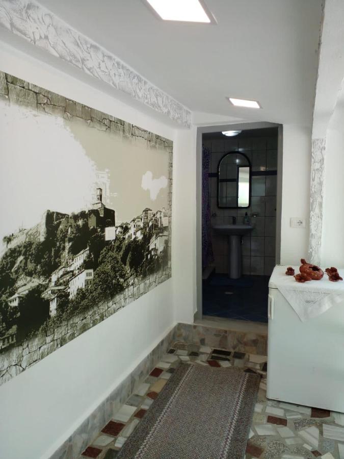 Kasaj Villa จีโรคาสเตอร์ ภายนอก รูปภาพ