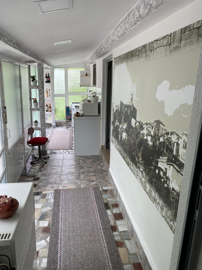 Kasaj Villa จีโรคาสเตอร์ ภายนอก รูปภาพ